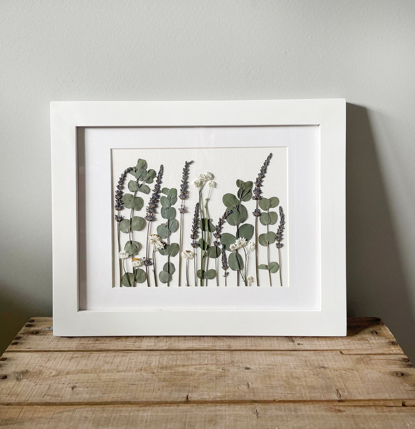 Lavender & Eucalyptus Pressed Flower Garden - Large