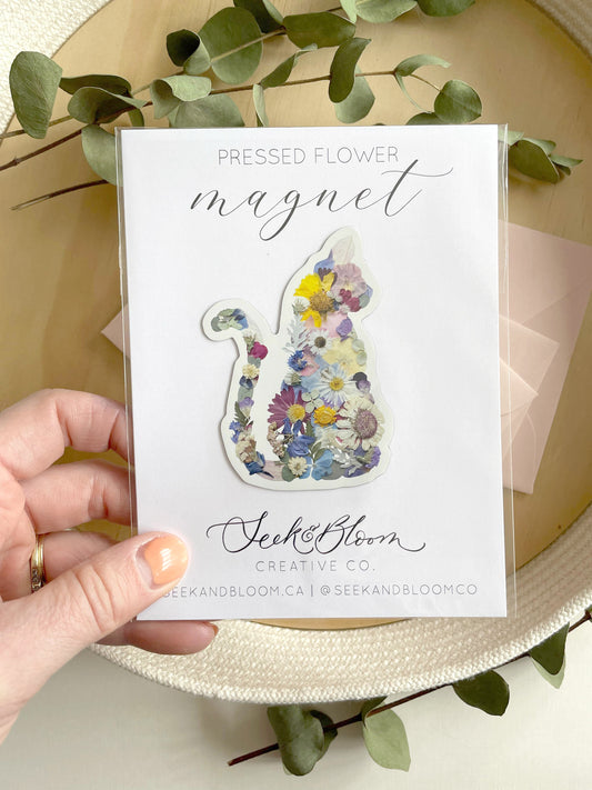 Cat pressed flower art magnet