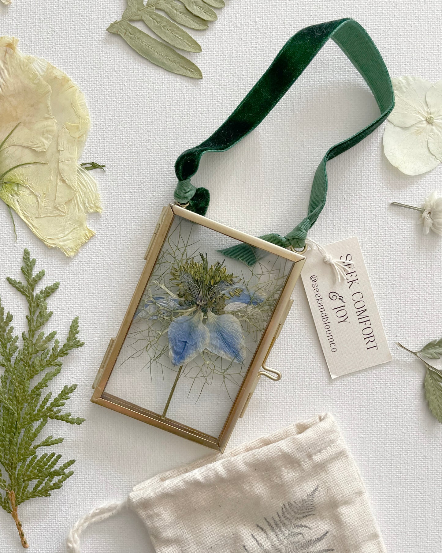 Ornaments - Mini Gold Glass Frames