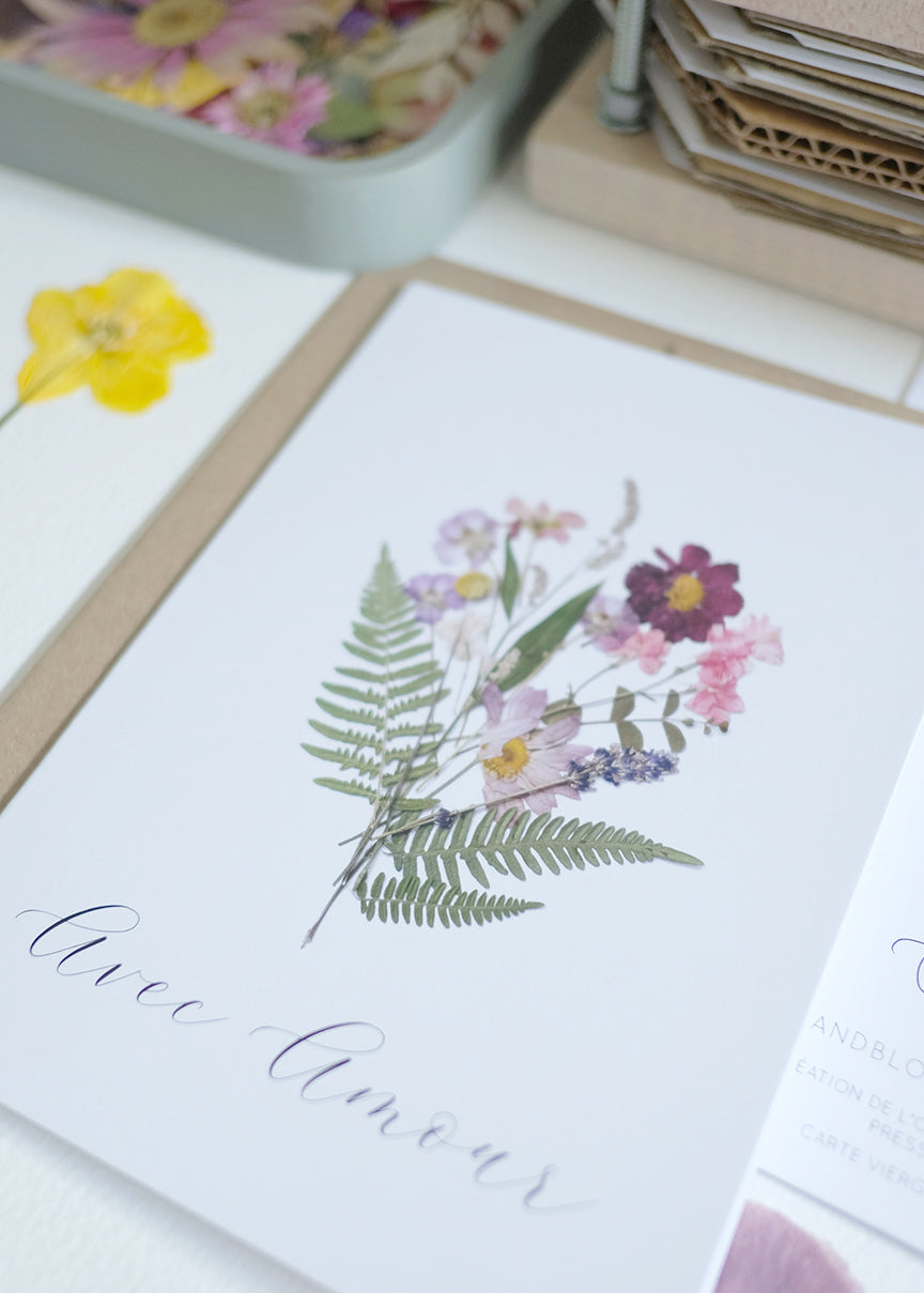 Avec Amour, Pressed Floral Bouquet, Large Card French