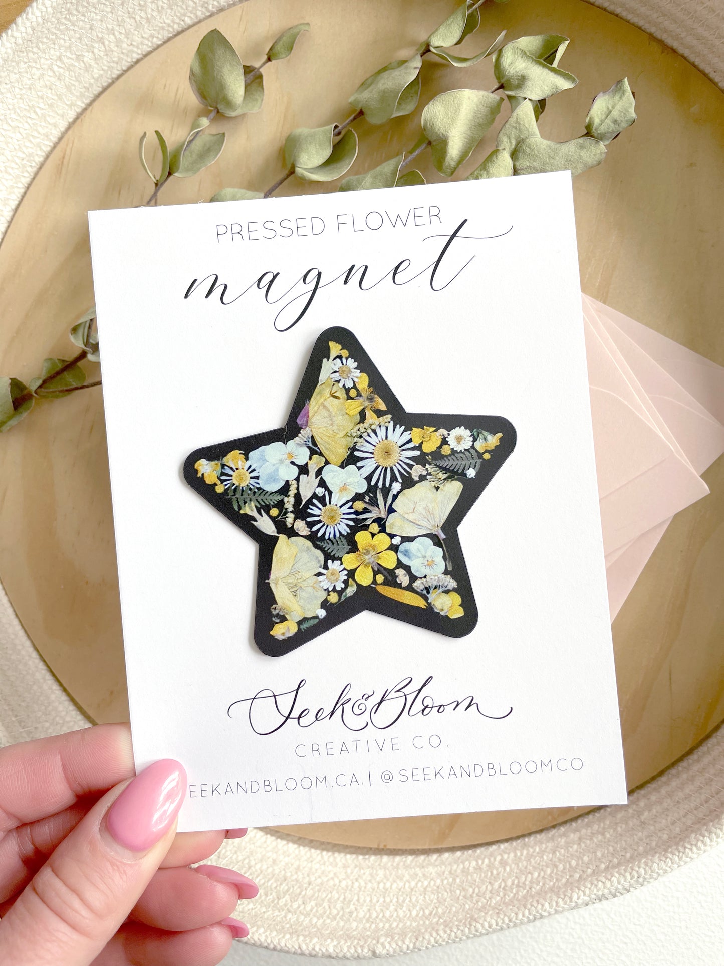 Star, Pressed Flower Art, 3" Magnet