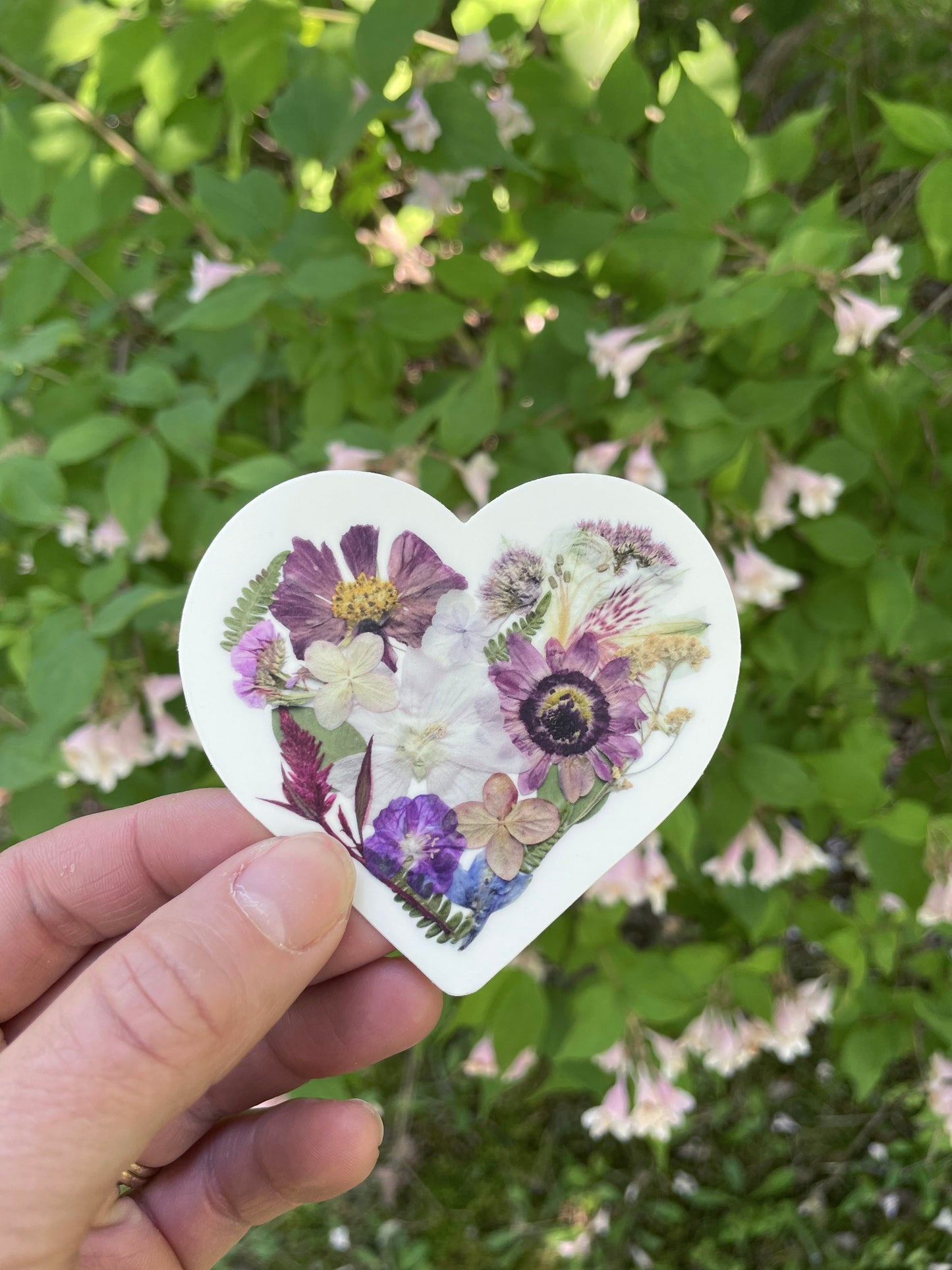 Heart Pressed Flowers, Sticker 3"