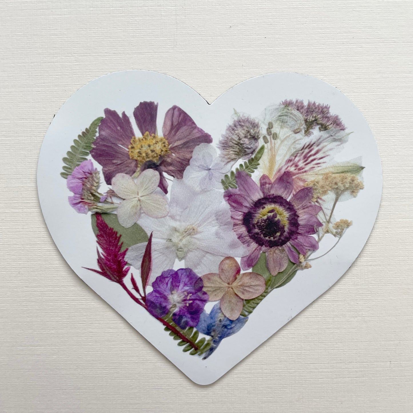 Heart Pressed Flower, 3" Magnet
