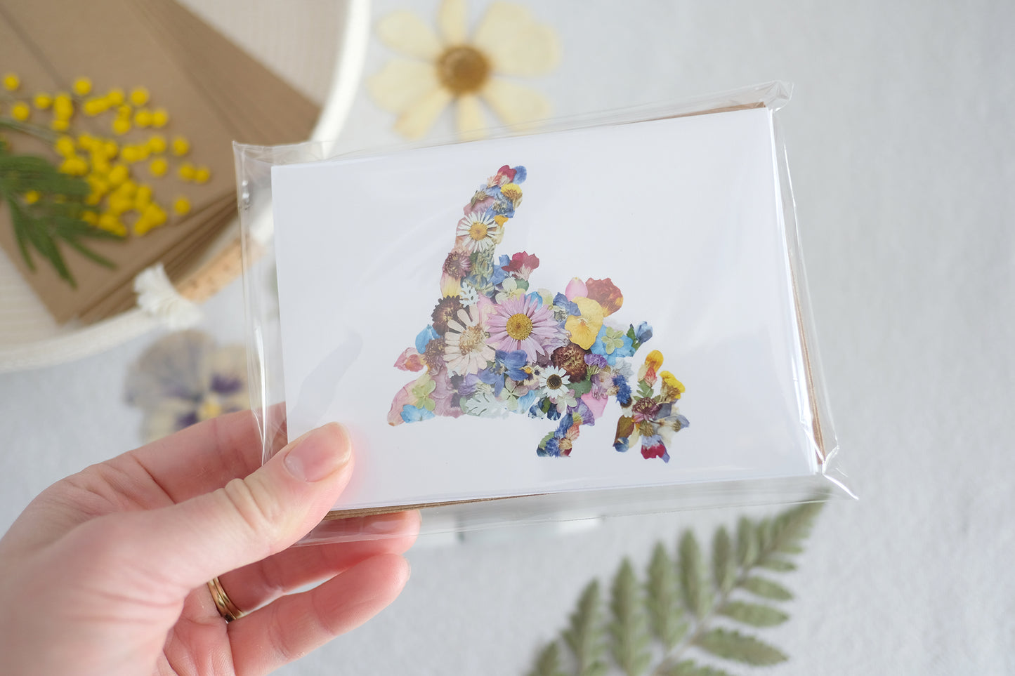 Newfoundland Map Pressed Flower Note Card Set